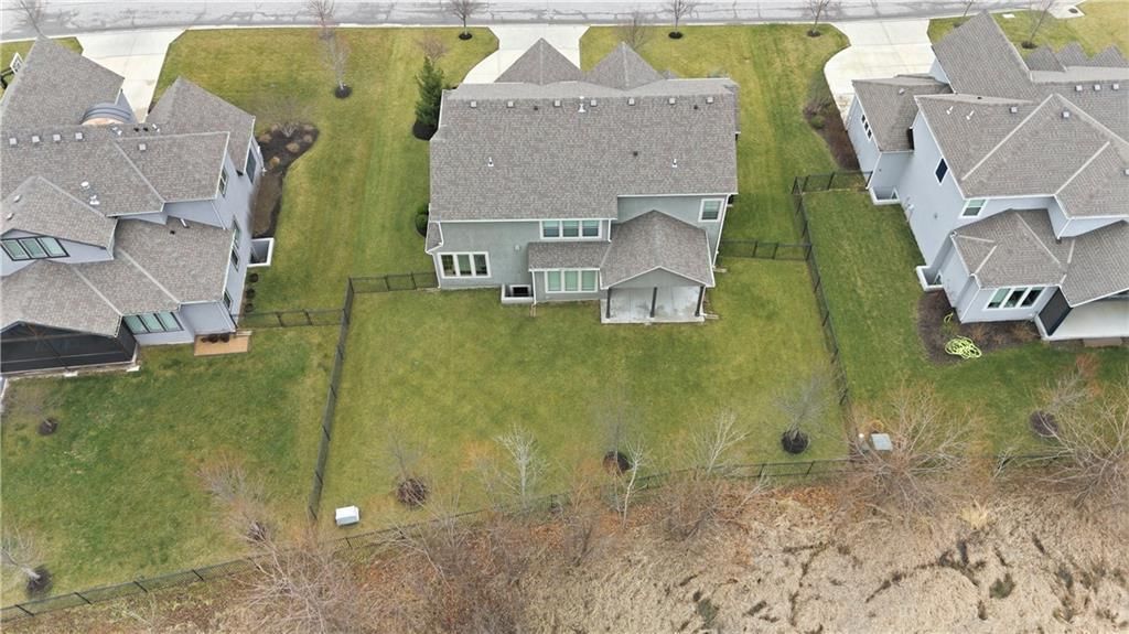 16200 Stearns Street — photo 78
