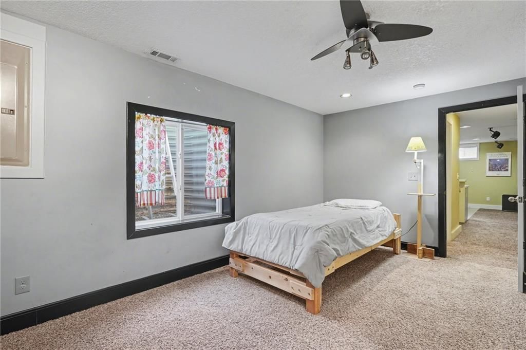1112 Grove Street — photo 30