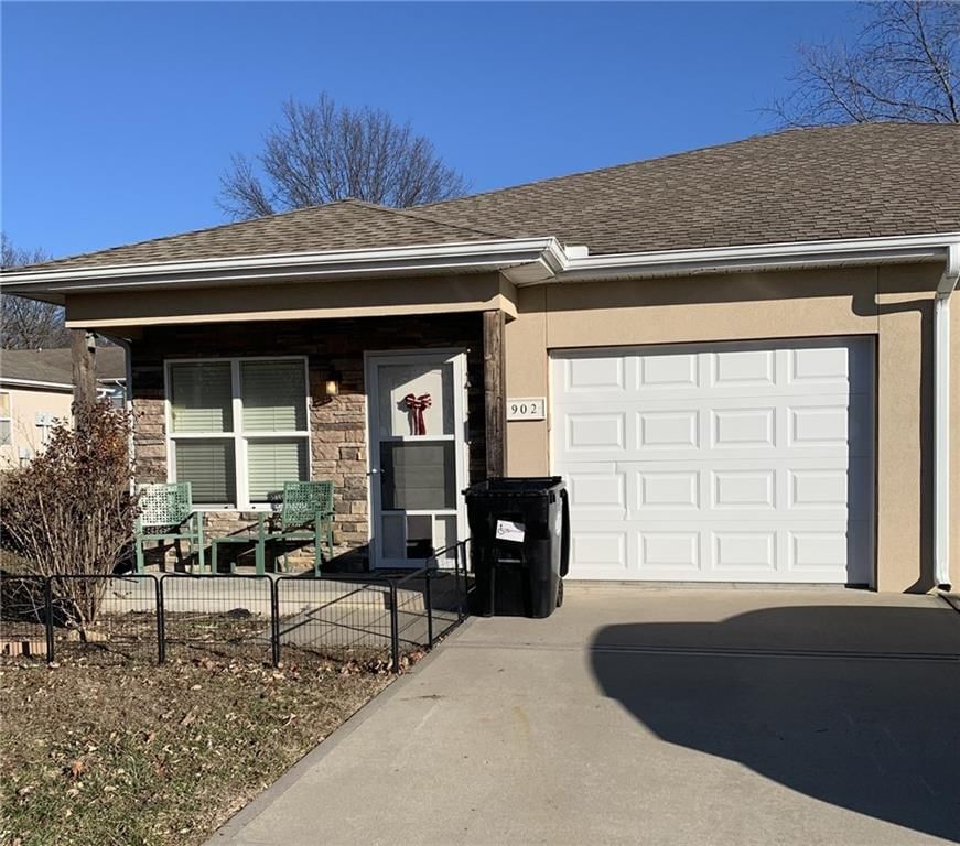 902 Riffle Drive — photo 1