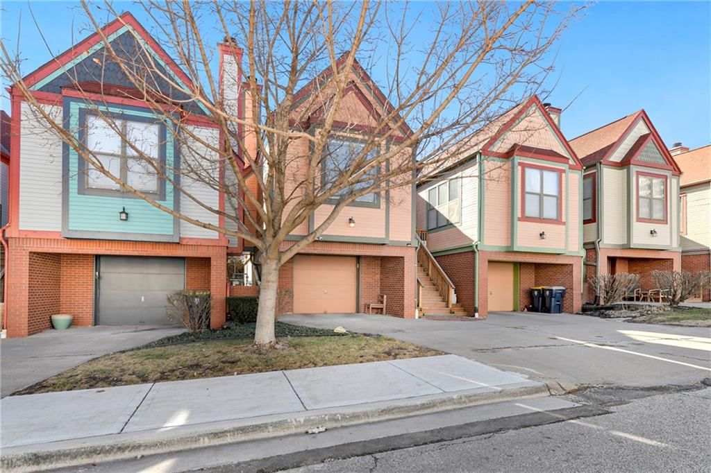 115 E 29th Street, Kansas City, MO