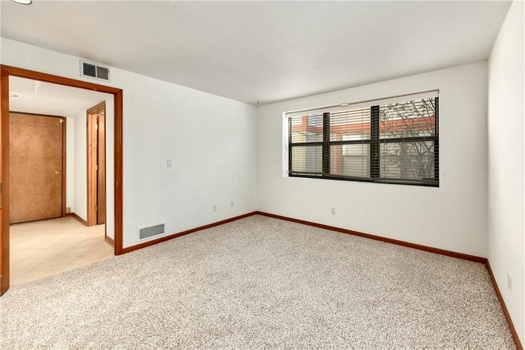 115 E 29th Street — photo 24