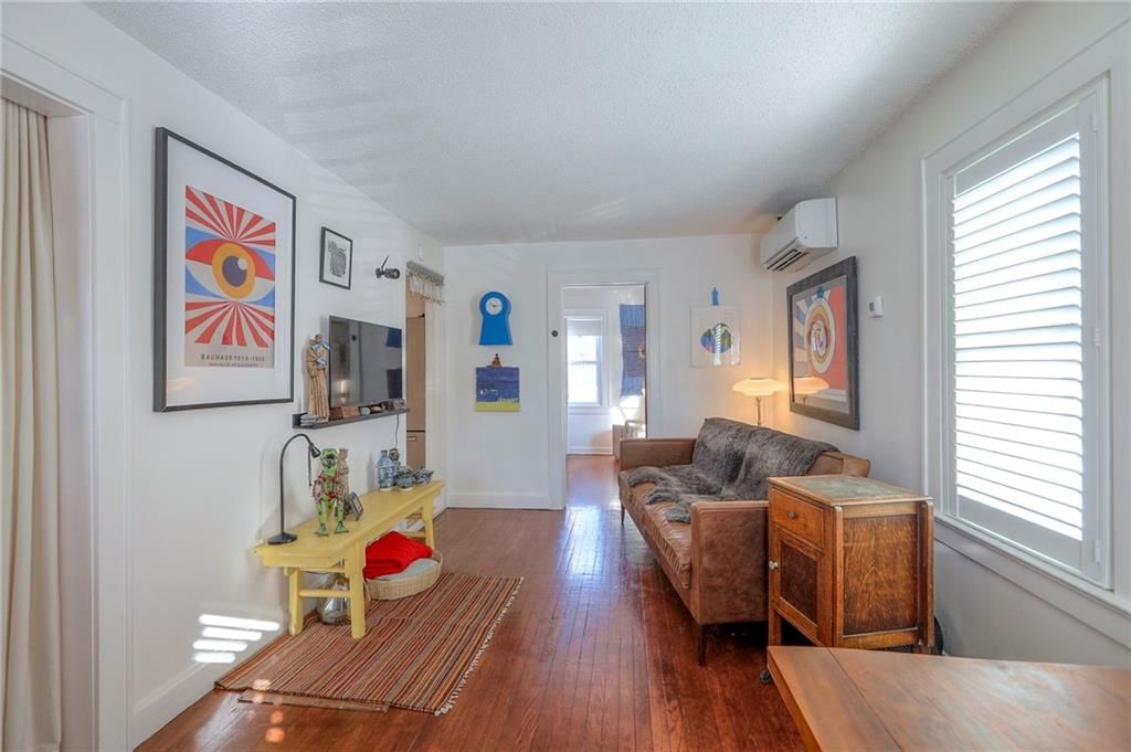 202 E 80th Terrace — photo 8