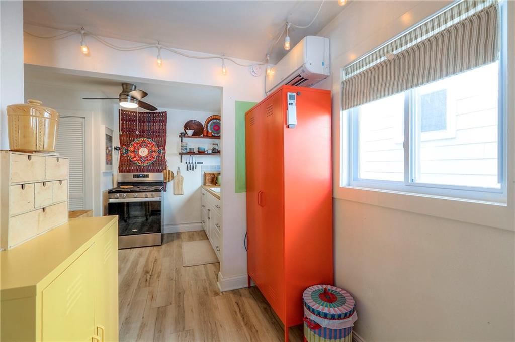 202 E 80th Terrace — photo 17