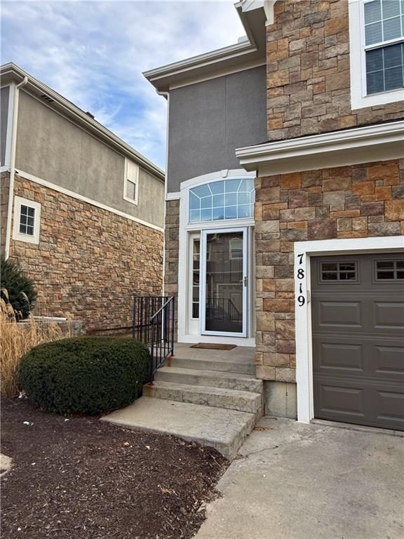 7819 W 158th Court — photo 3