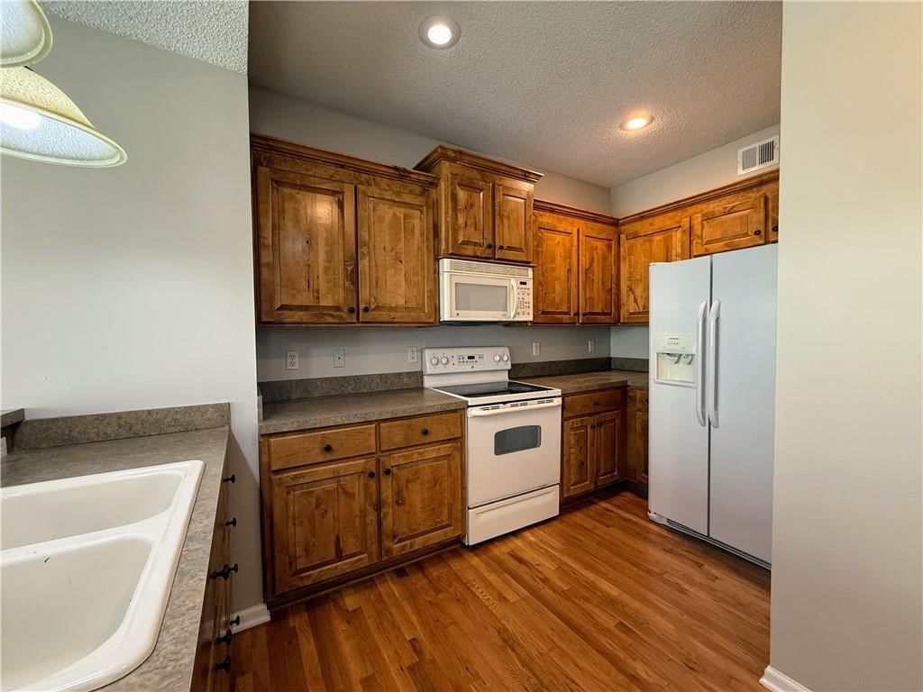 7819 W 158th Court — photo 8