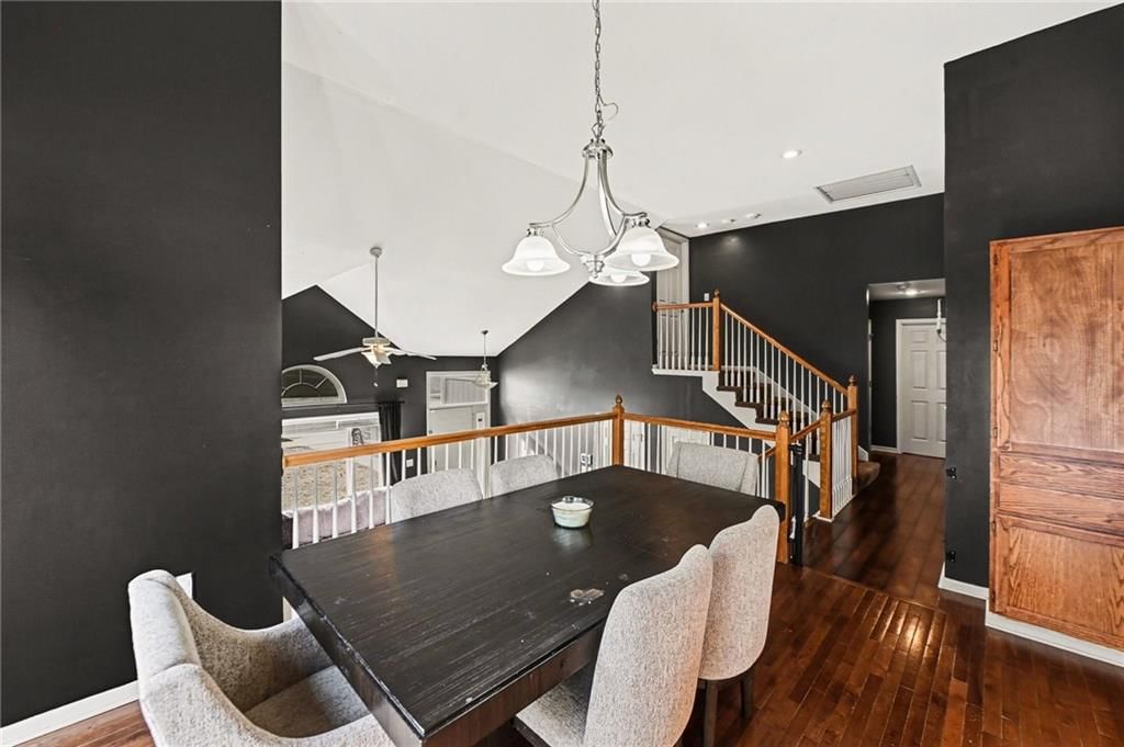 360 W Madison Street — photo 11