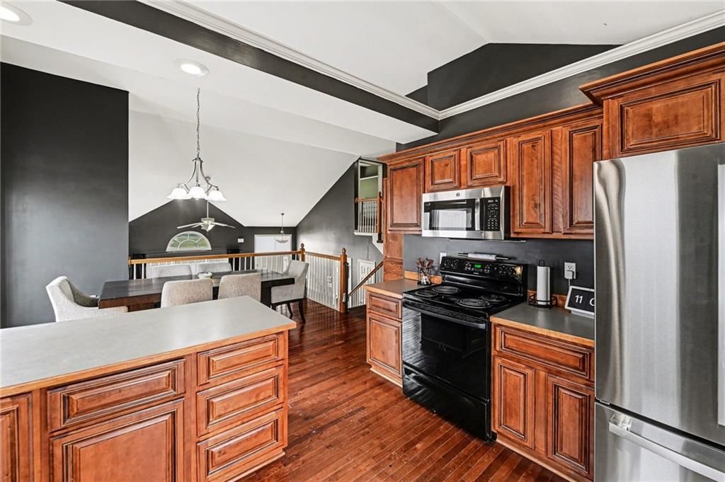 360 W Madison Street — photo 13