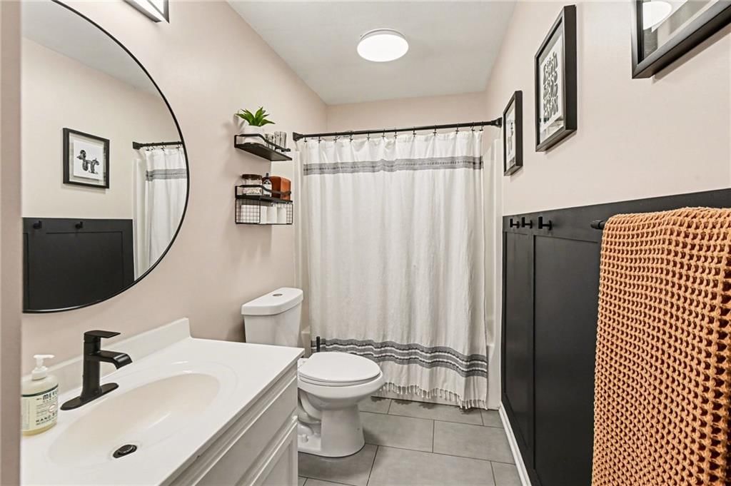 360 W Madison Street — photo 17