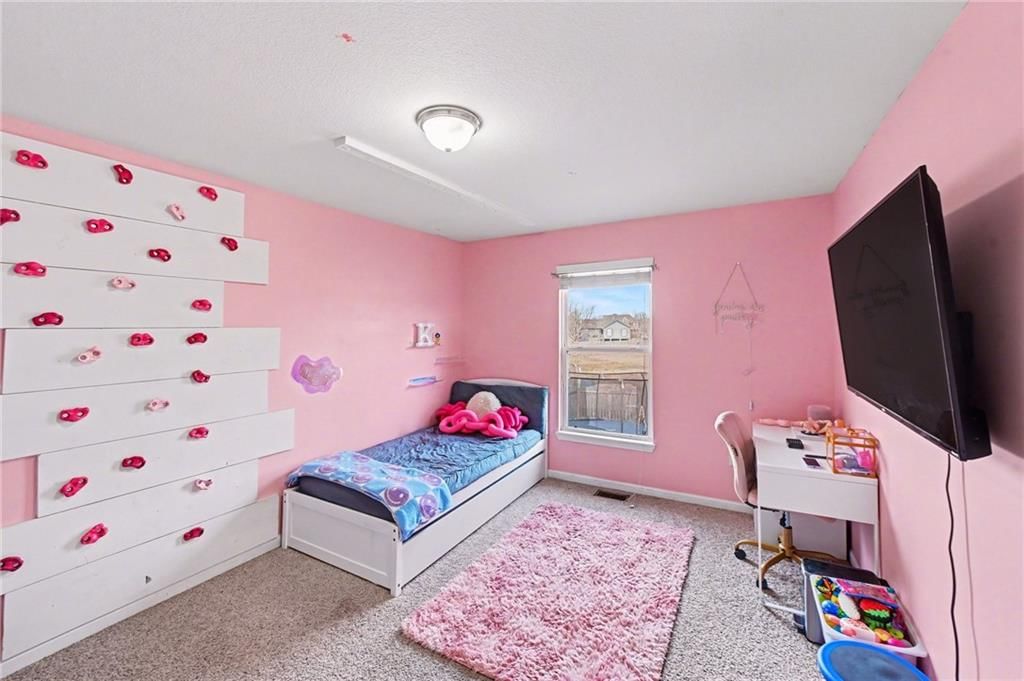 360 W Madison Street — photo 18