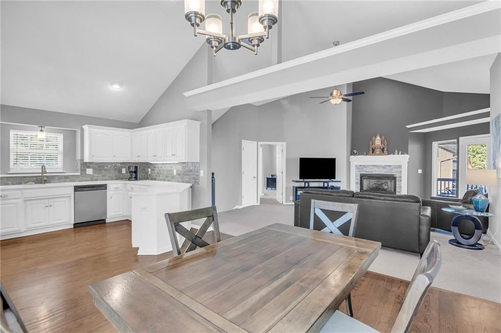 18441 Spruce Street — photo 11
