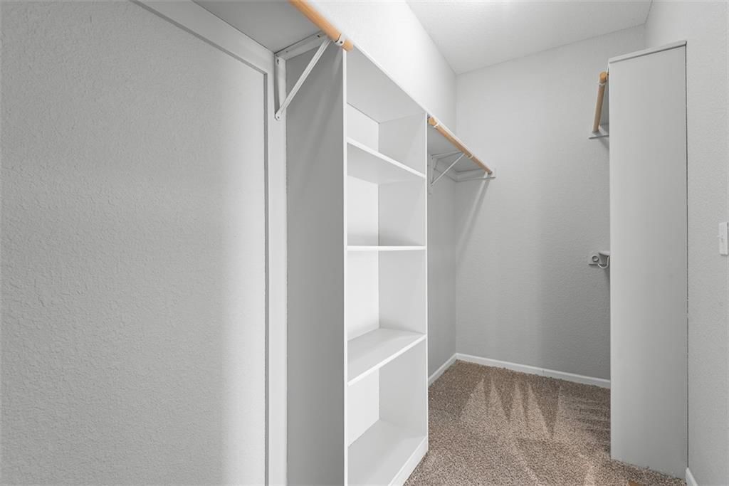 807 Redbud Drive — photo 16