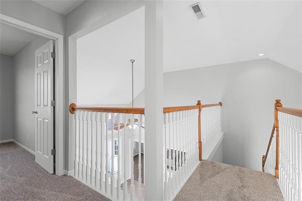 807 Redbud Drive — photo 17