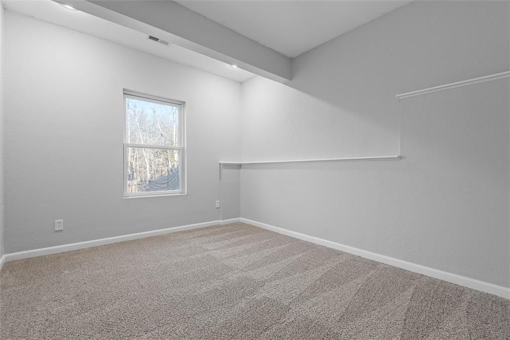 807 Redbud Drive — photo 24
