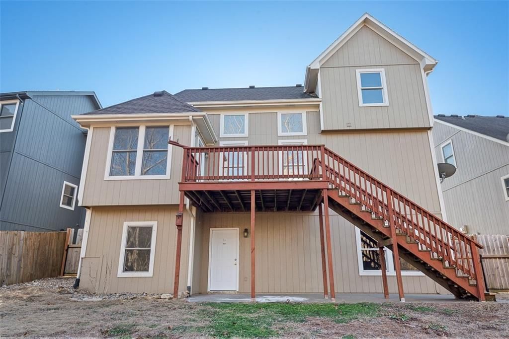 807 Redbud Drive — photo 27