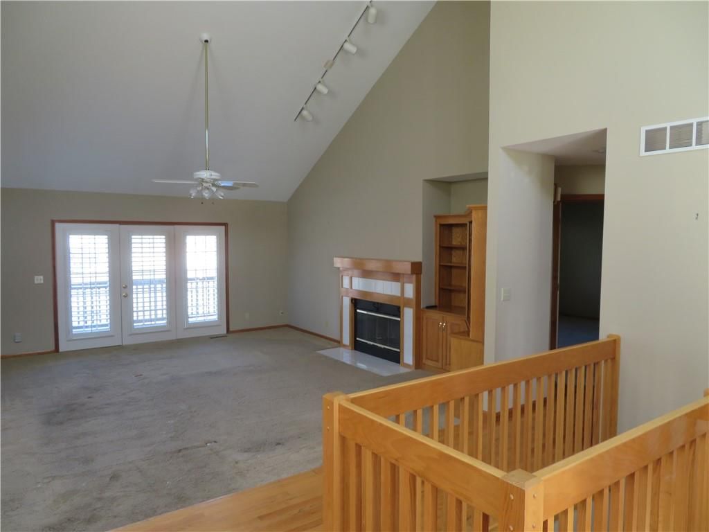 114 Overhill Drive — photo 4