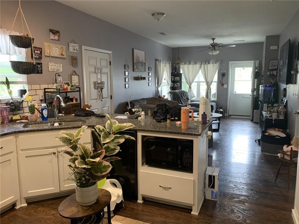 912 Riffle Drive — photo 4