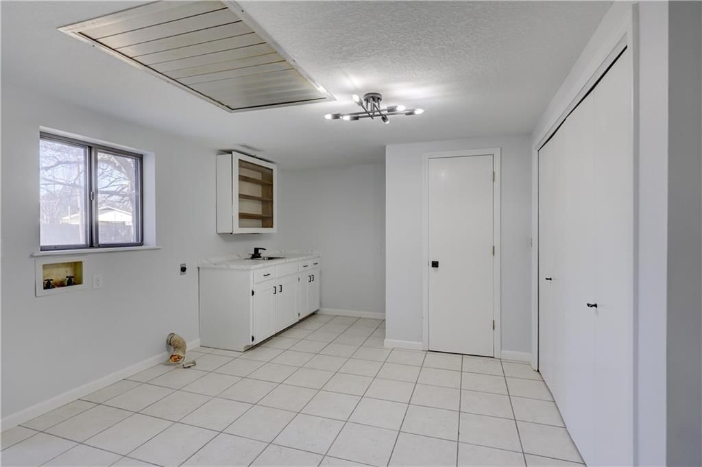425 N Idaho Avenue — photo 11
