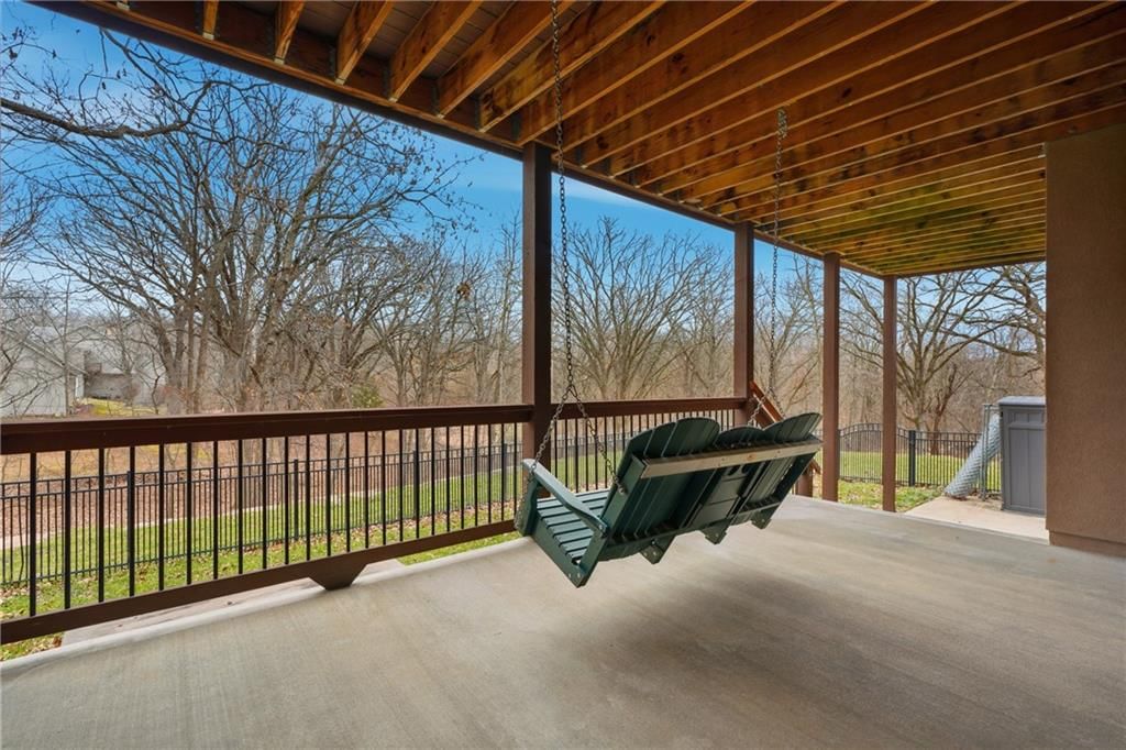 6205 NW Saddle Club Court — photo 32
