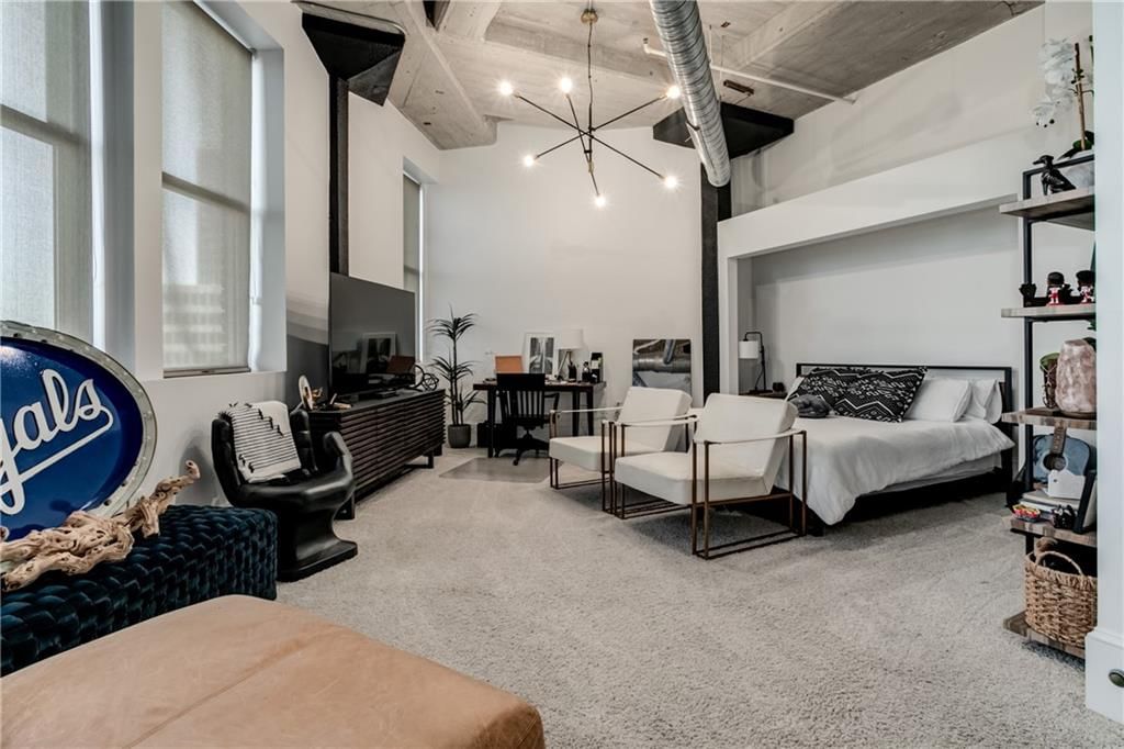 2107 Grand Avenue — photo 20