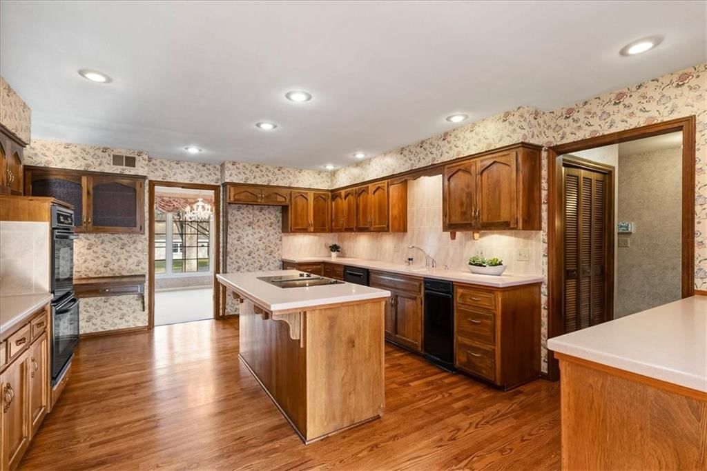 12608 Cherokee Lane — photo 11