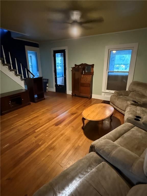523 Indiana Street — photo 5