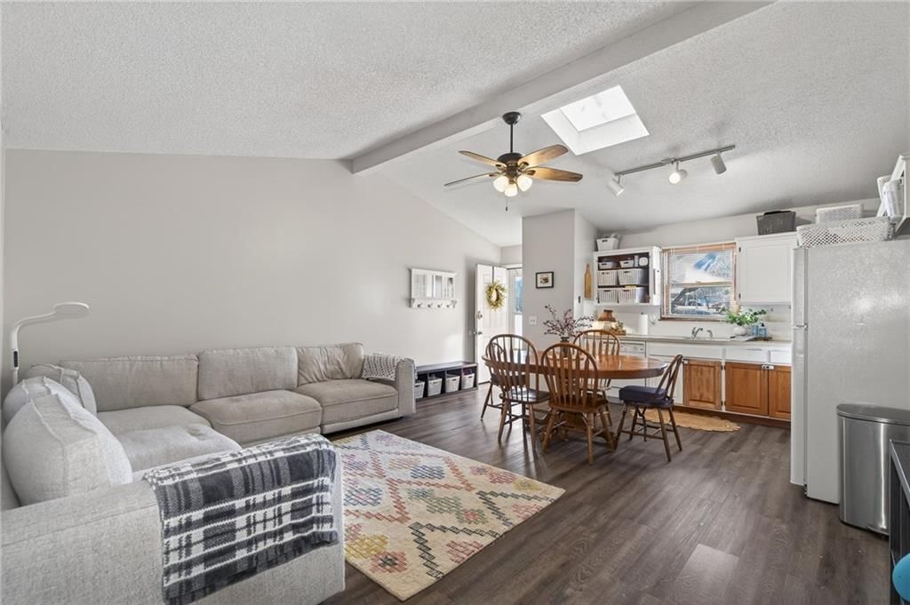 1325 N Harvey Drive — photo 7