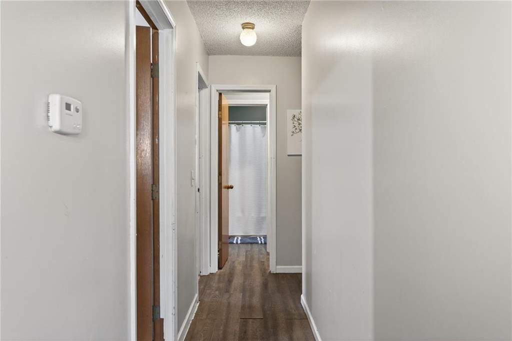 1325 N Harvey Drive — photo 18