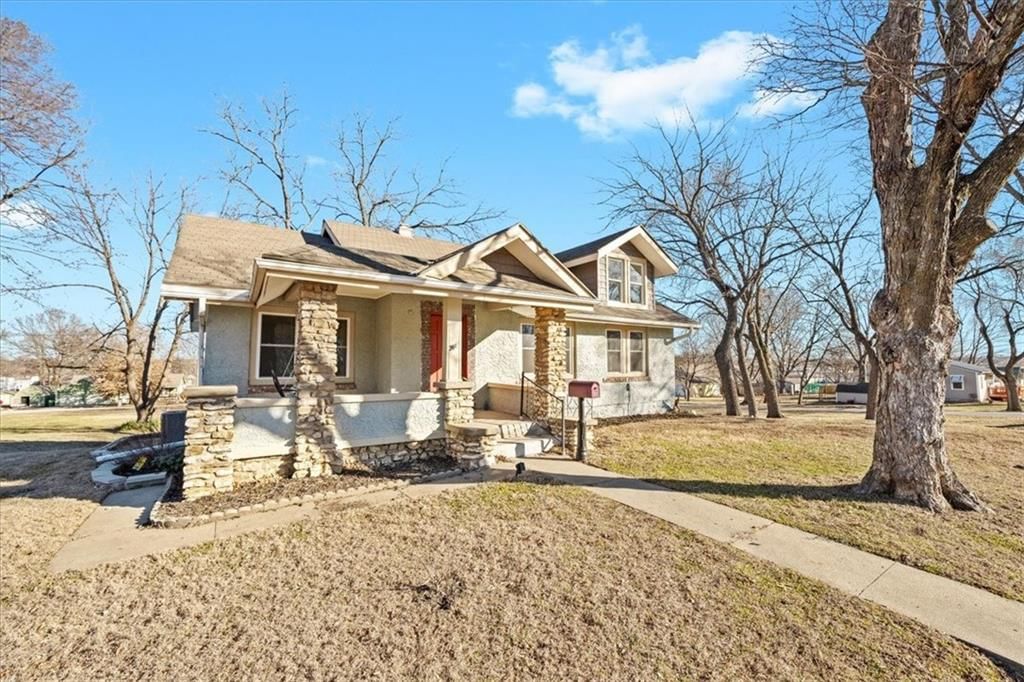 904 E Kaskaskia Street — photo 3