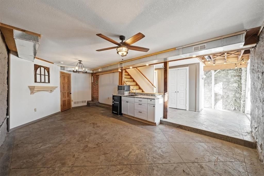 904 E Kaskaskia Street — photo 18