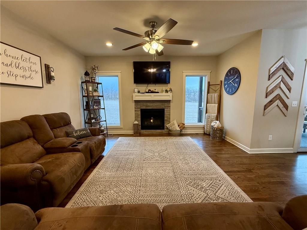 1300 NW Crestwood Drive — photo 13