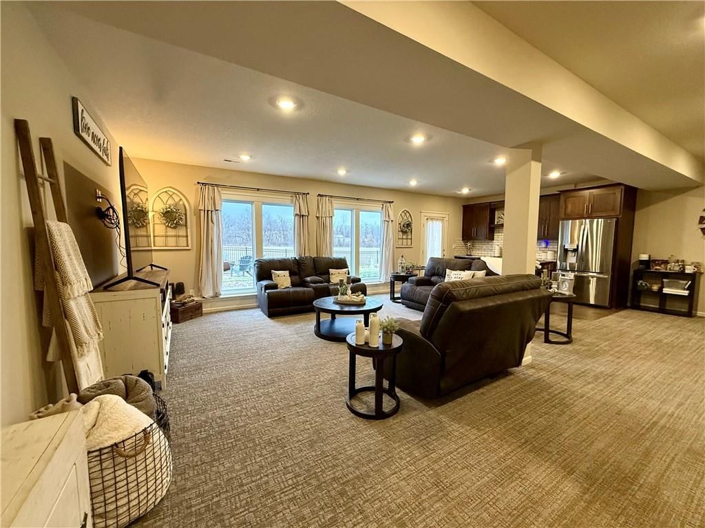 1300 NW Crestwood Drive — photo 23