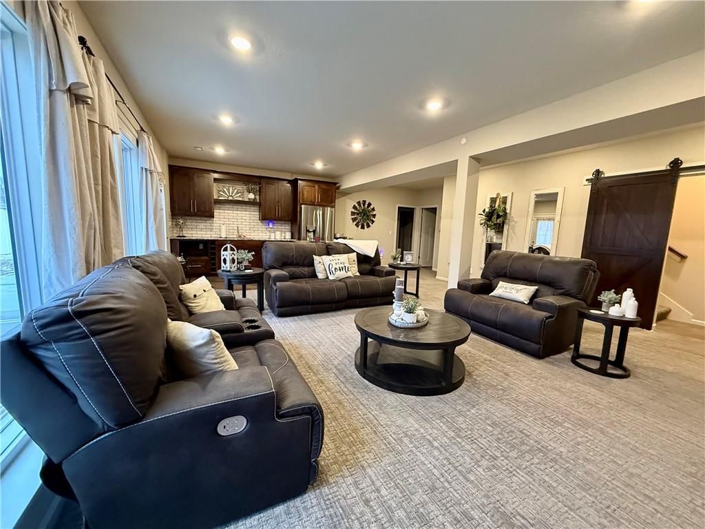 1300 NW Crestwood Drive — photo 24