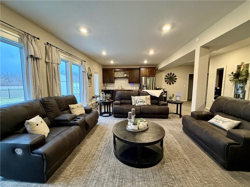 1300 NW Crestwood Drive — photo 25