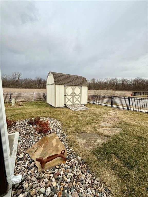 1300 NW Crestwood Drive — photo 37