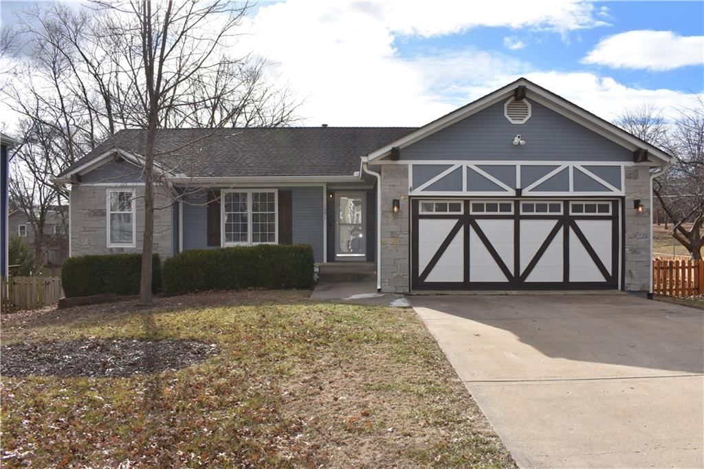 1591 W Mulberry Street, Olathe, KS