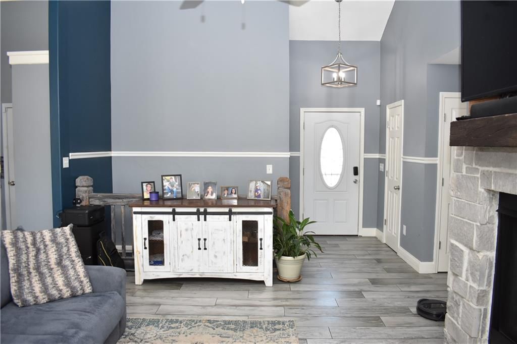 1591 W Mulberry Street — photo 3