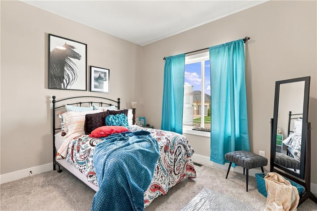 Photo 29 of 33 - 2368 NE Colonnade Avenue, Blue Springs, MO 64029