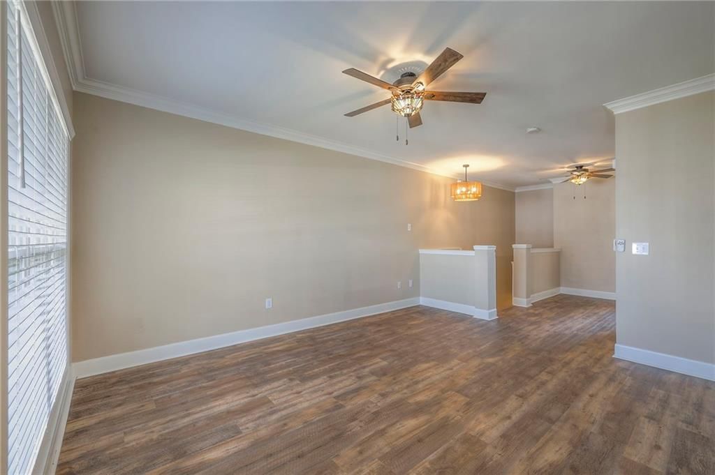 11614 Tomahawk Creek Parkway — photo 8