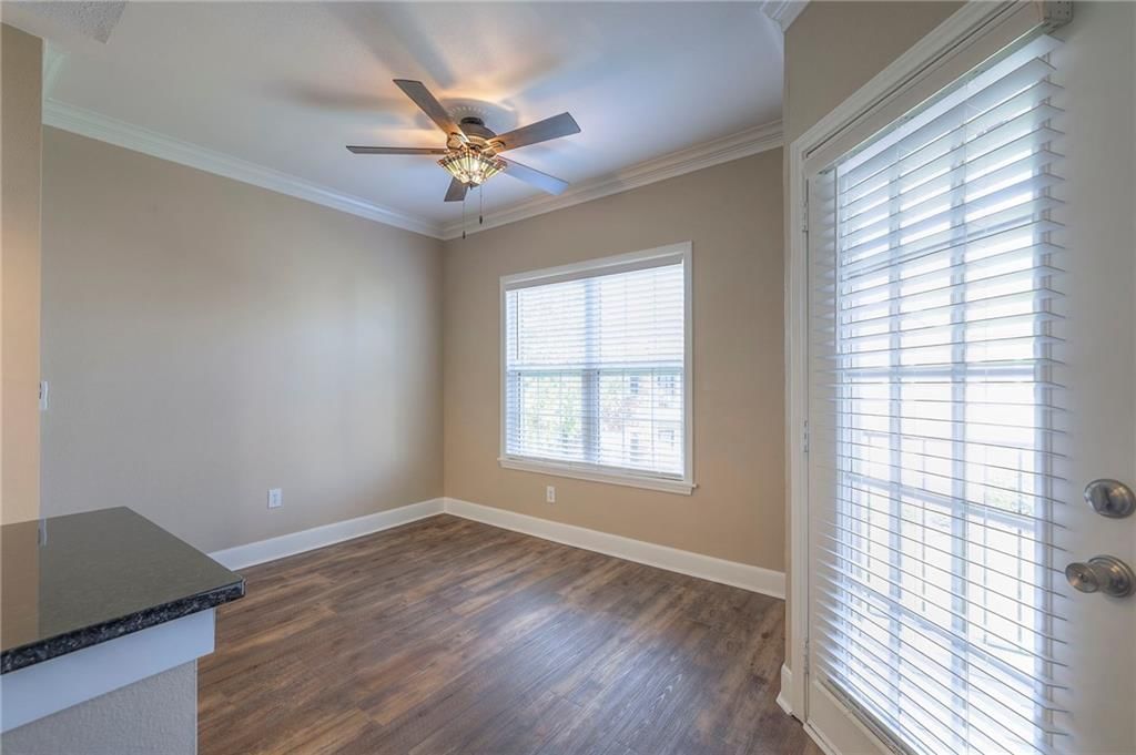 11614 Tomahawk Creek Parkway — photo 10