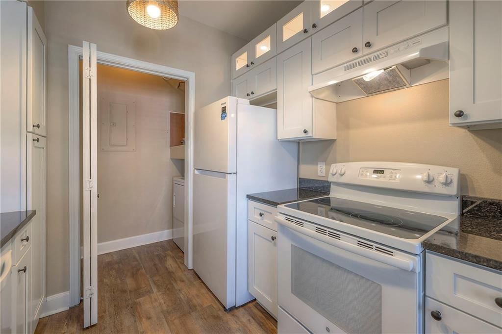 11614 Tomahawk Creek Parkway — photo 17