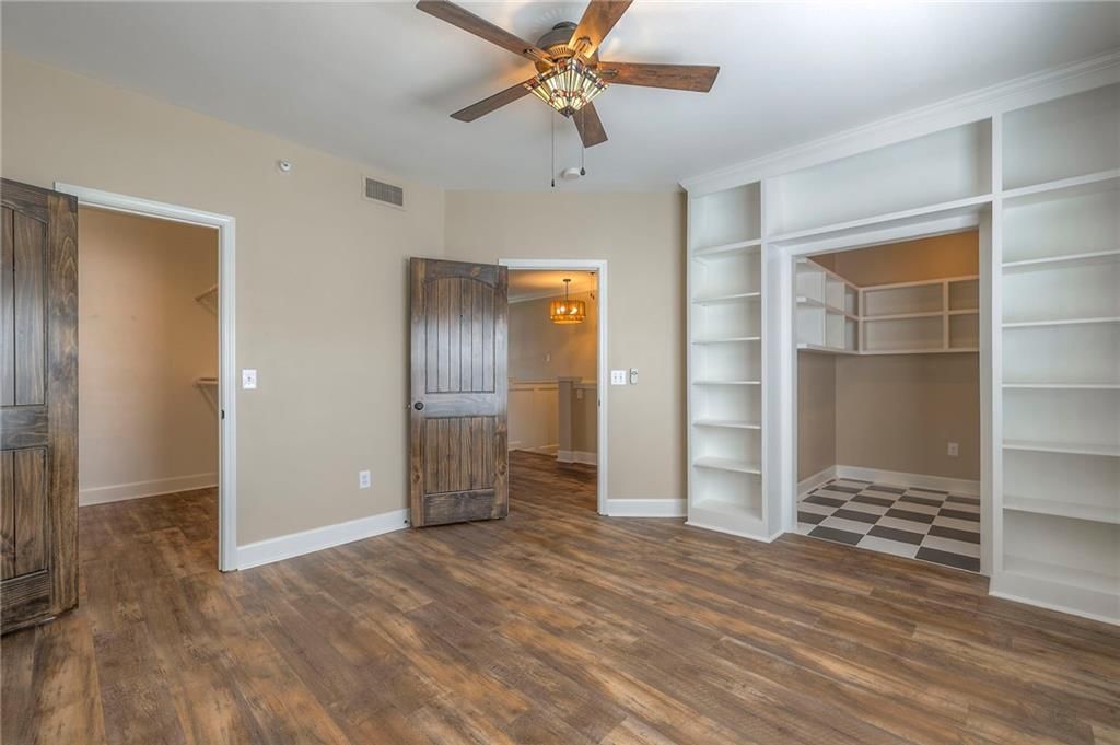 11614 Tomahawk Creek Parkway — photo 22