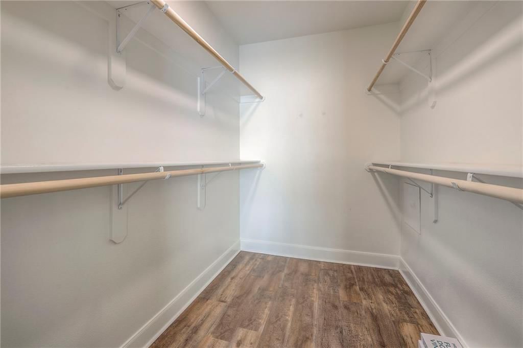 11614 Tomahawk Creek Parkway — photo 27