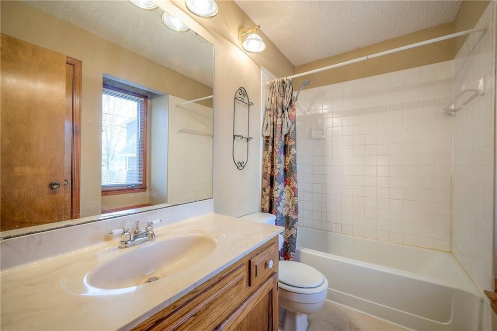 408 NE Deerfield Court — photo 18