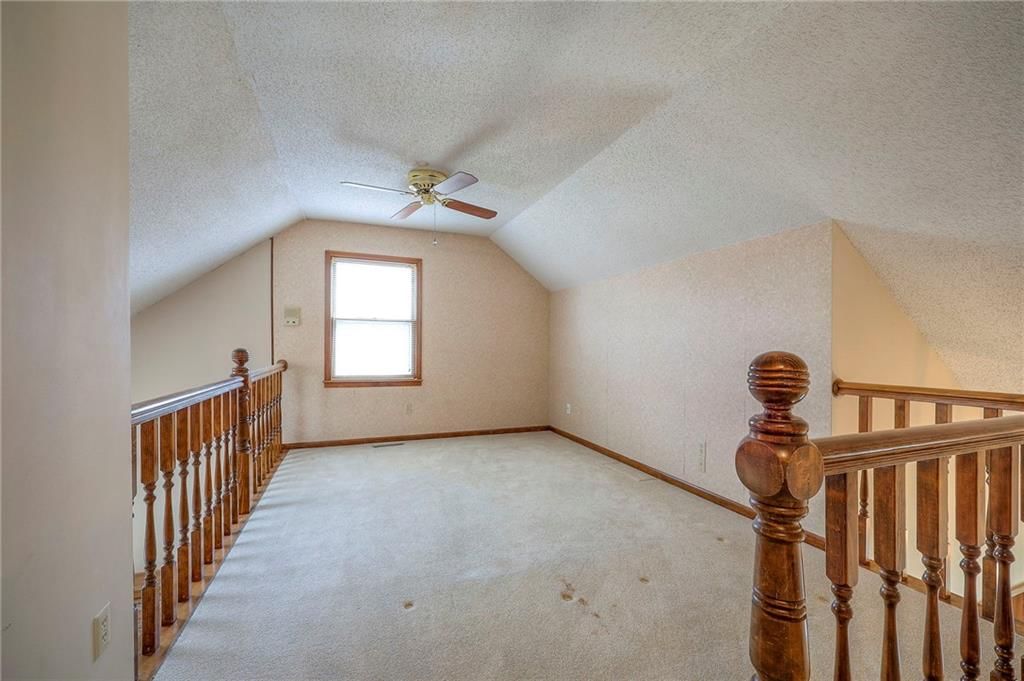 408 NE Deerfield Court — photo 24