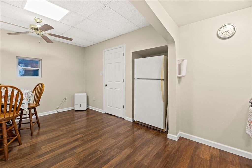 617 W 5th Street — photo 11