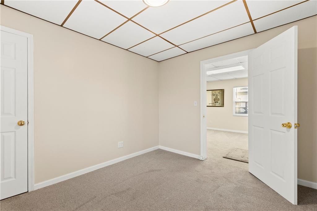 617 W 5th Street — photo 15