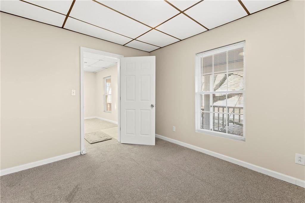 617 W 5th Street — photo 16