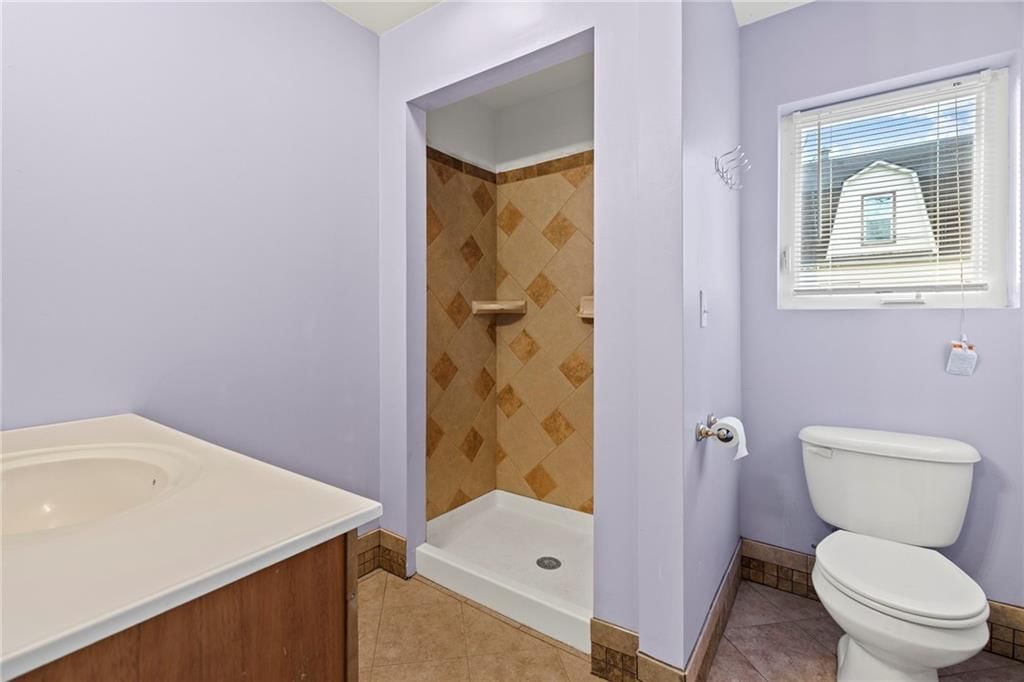 617 W 5th Street — photo 17