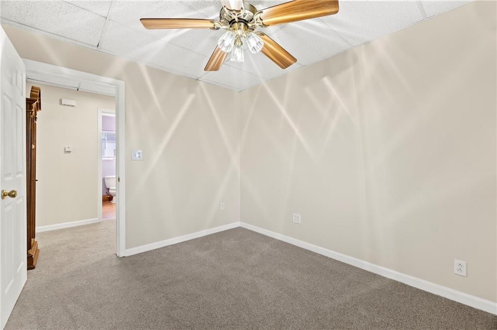 617 W 5th Street — photo 20