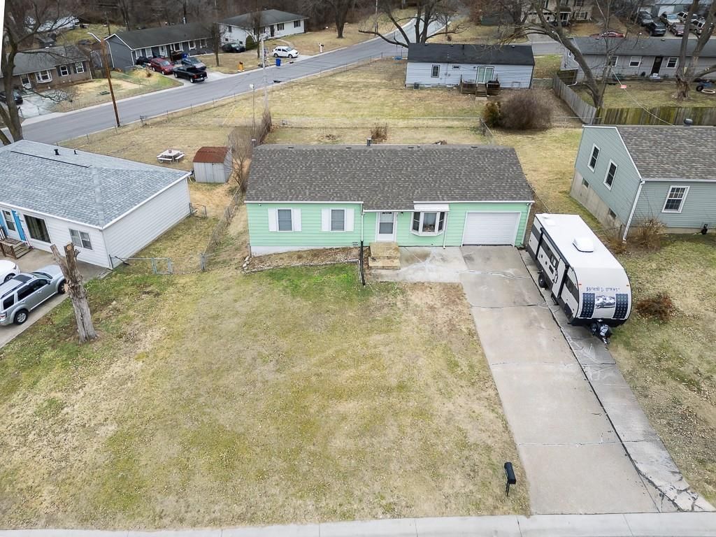8415 Tauromee Avenue — photo 2